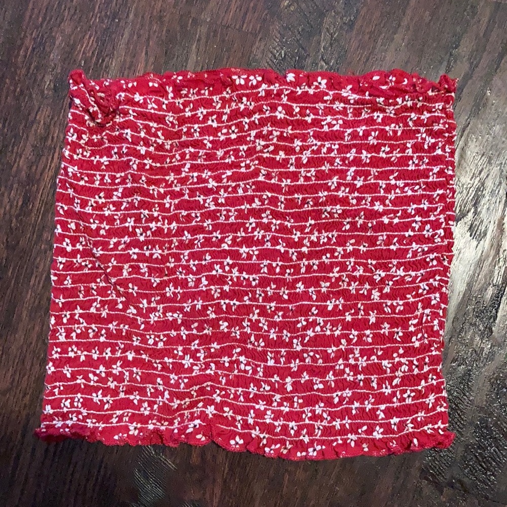 Brandy Melville John Galt Red and White Floral Ruched Tube Top